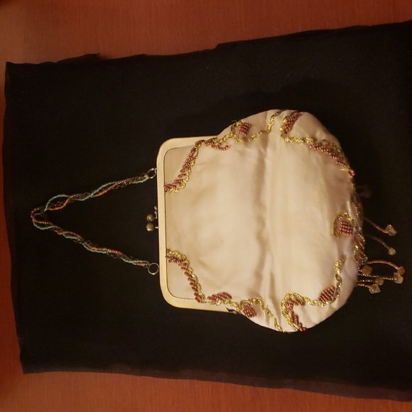 Vintage Art Deco Beaded Evening Bag with Beaded Fringe - Picture 5 of 10